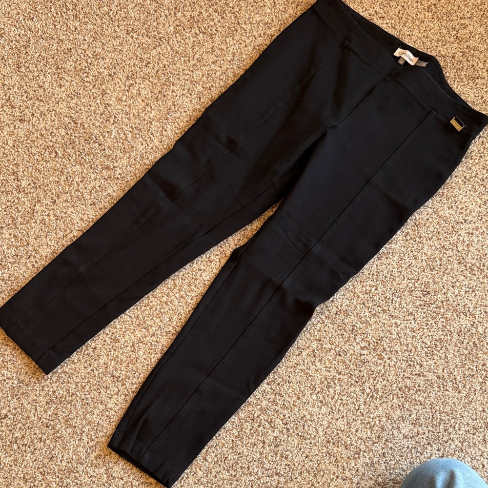 Calvin Klein Elegant Black Cropped Pants